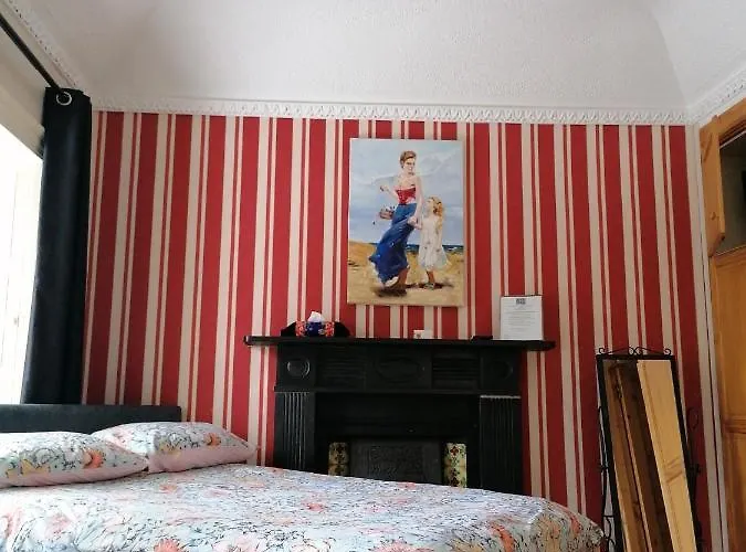 The Forge House Отель *